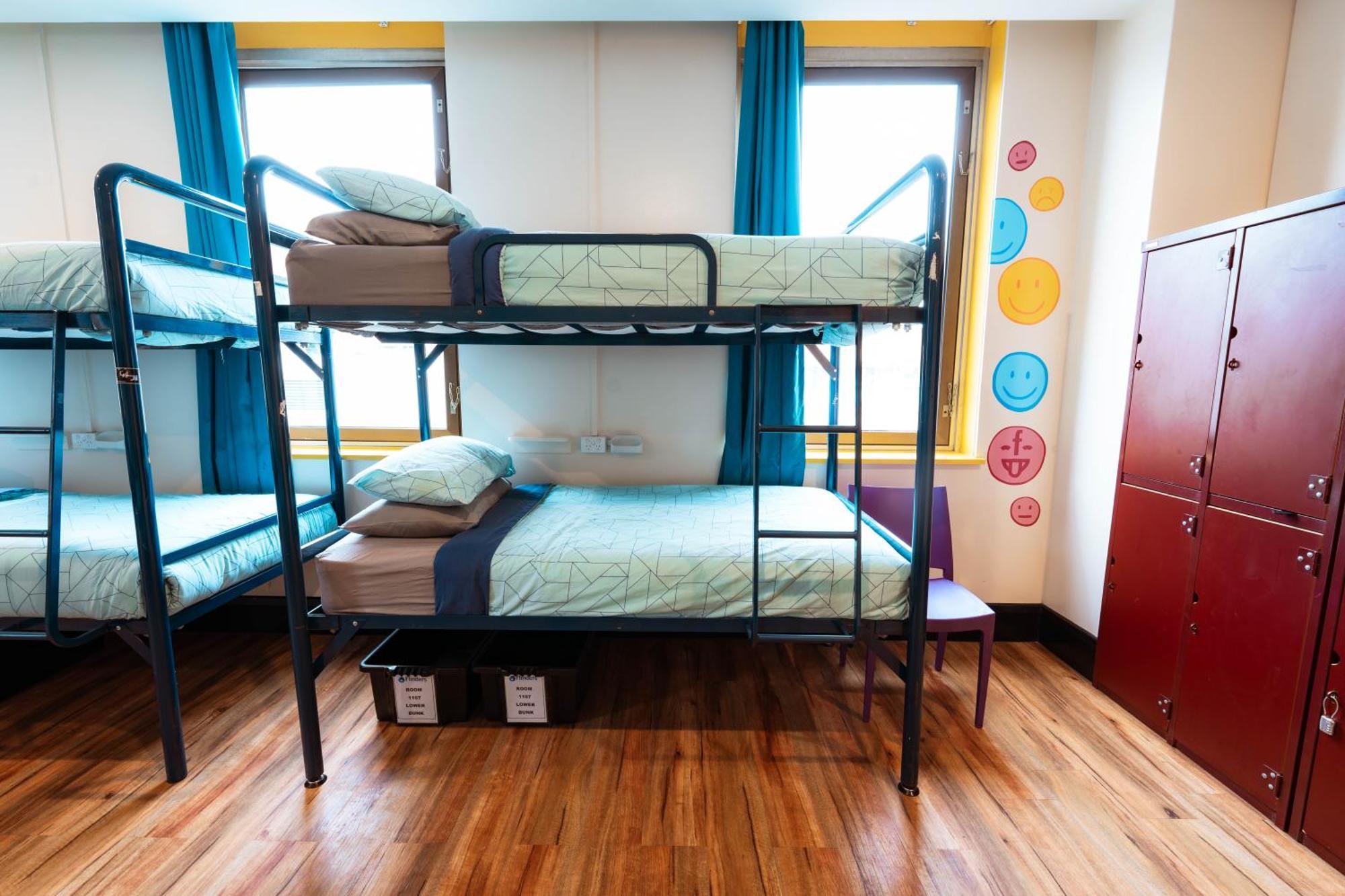 Flinders Backpackers Hostel Melbourne Exterior photo