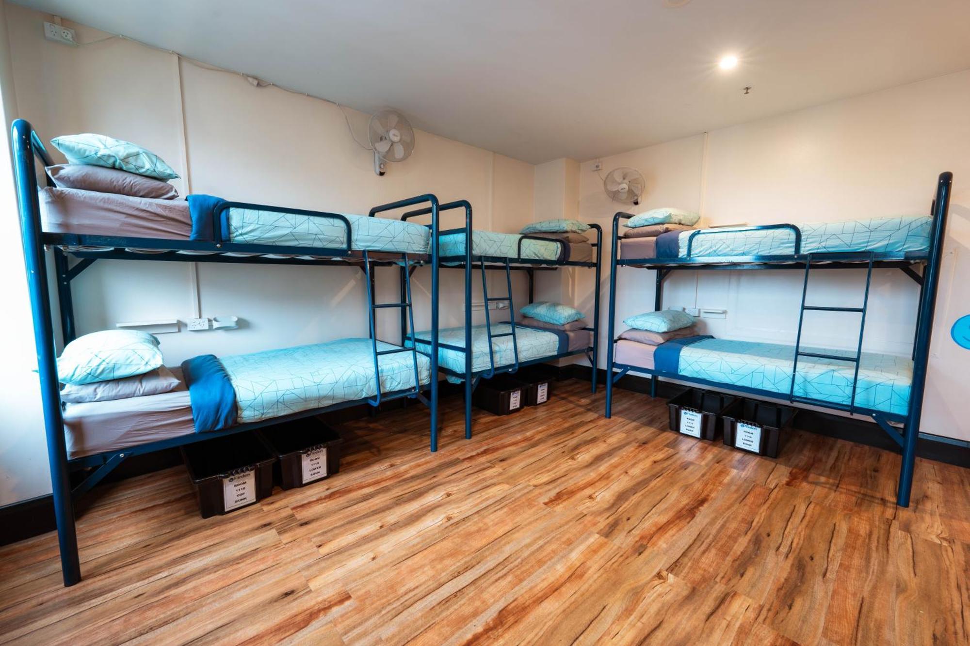 Flinders Backpackers Hostel Melbourne Exterior photo