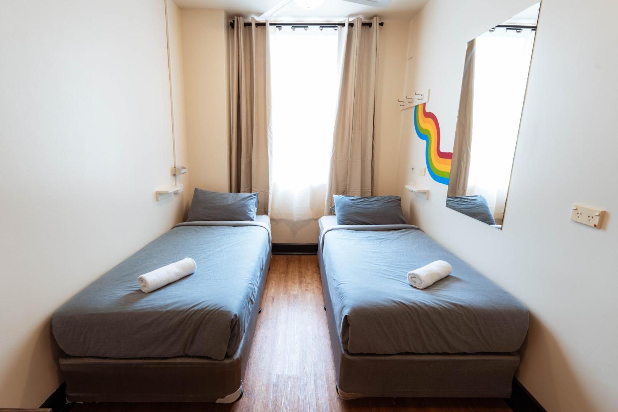 Flinders Backpackers Hostel Melbourne Exterior photo