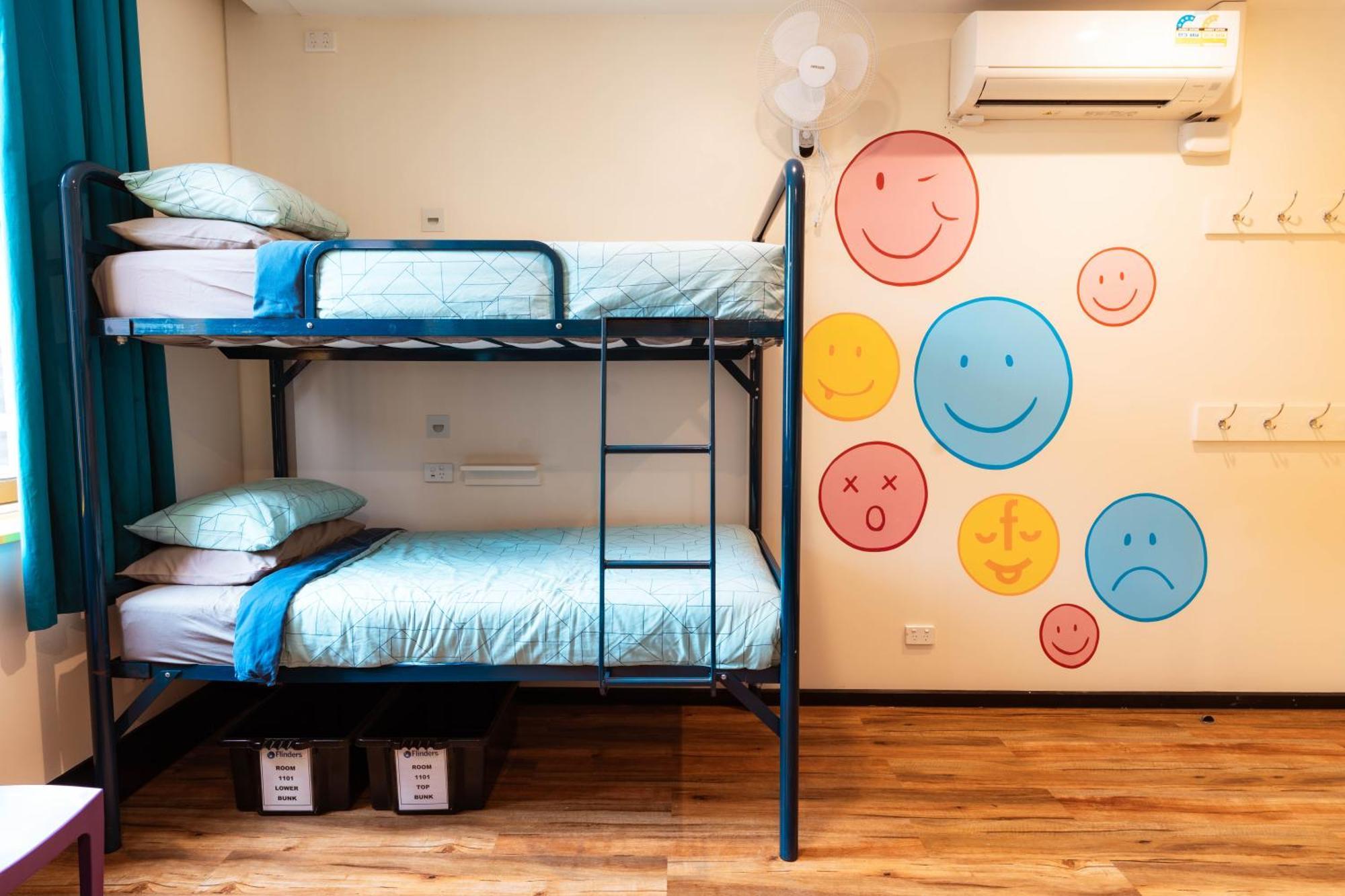 Flinders Backpackers Hostel Melbourne Exterior photo