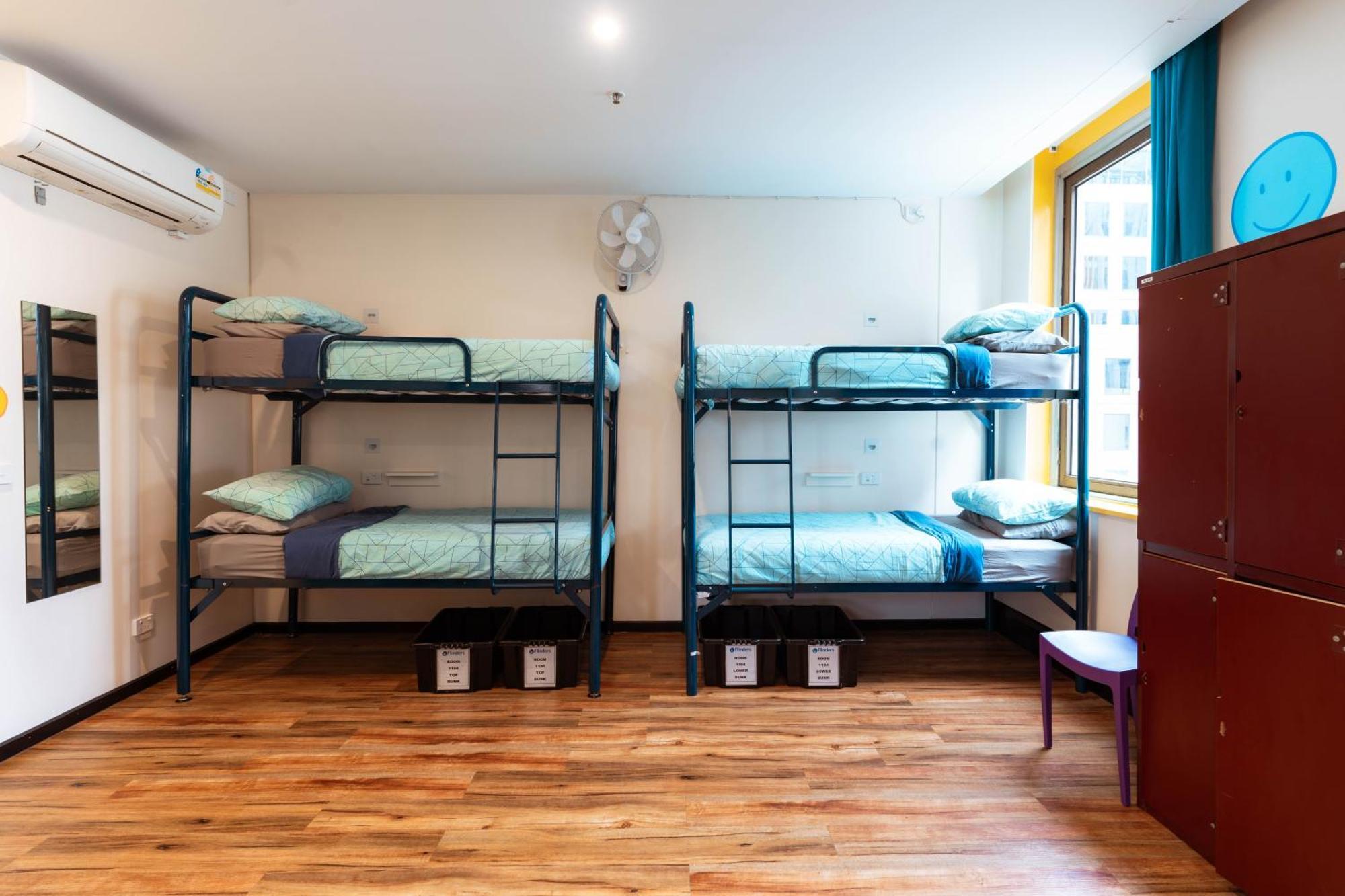 Flinders Backpackers Hostel Melbourne Exterior photo