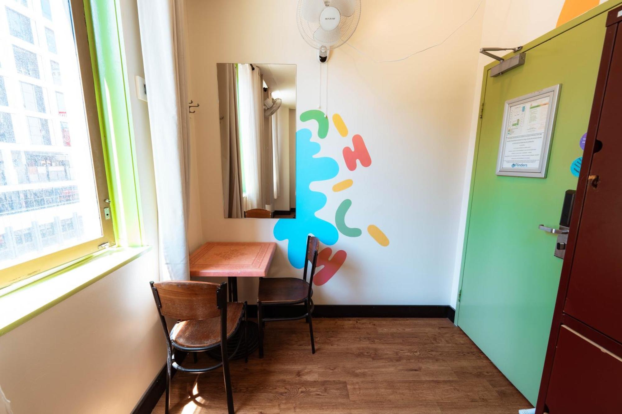 Flinders Backpackers Hostel Melbourne Exterior photo